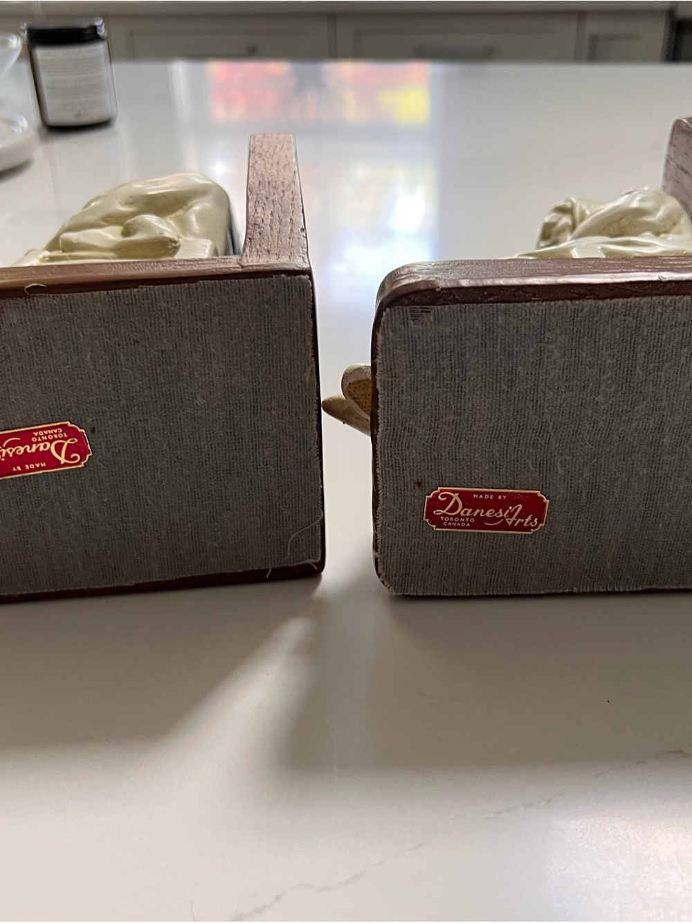 Vintage- Cream Ceramic Elderly Couple Bookends 1950-70 made in Canada - Picture 11 of 11